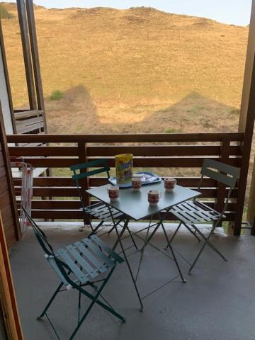 5 Personnes Avec Pisicine, Wifi, Garage Apartment
